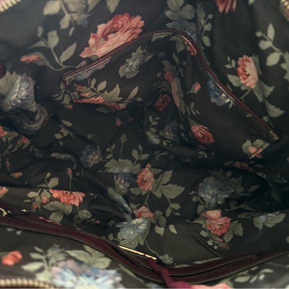 Maroon Purse - Picture 4 of 4